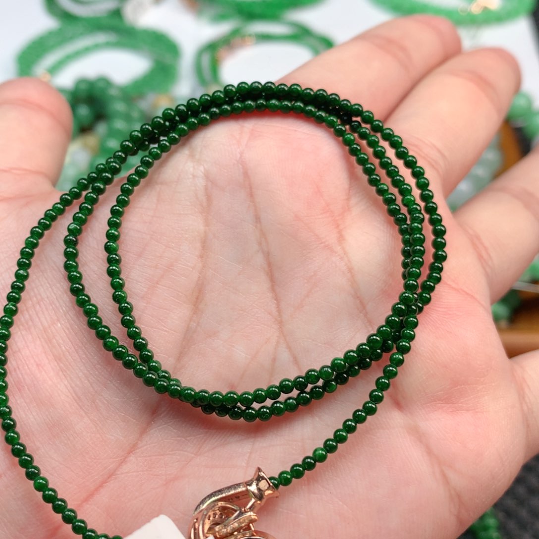 翡翠手链未镶嵌翡翠