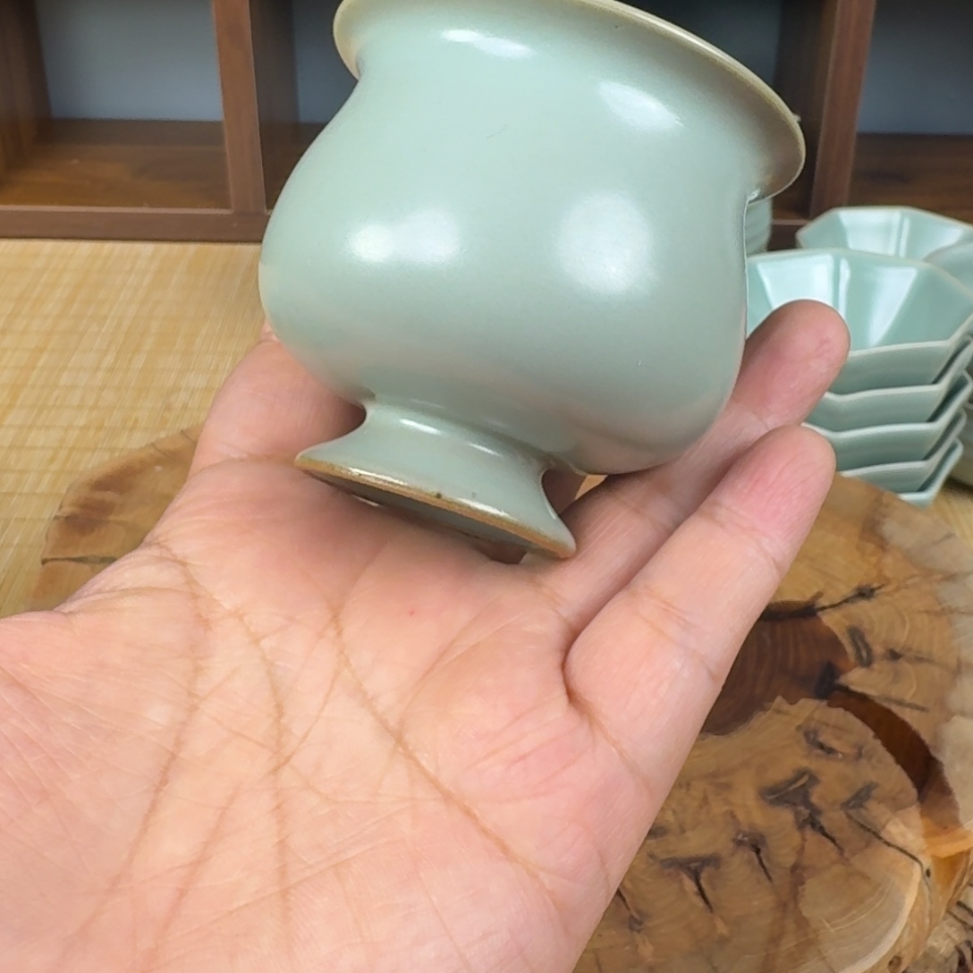 日***光汝州选矿汝瓷发发发发发发