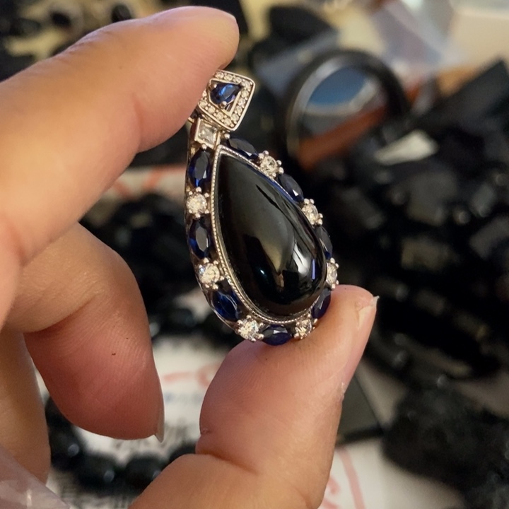 翡翠银S925镶嵌颈饰墨翠