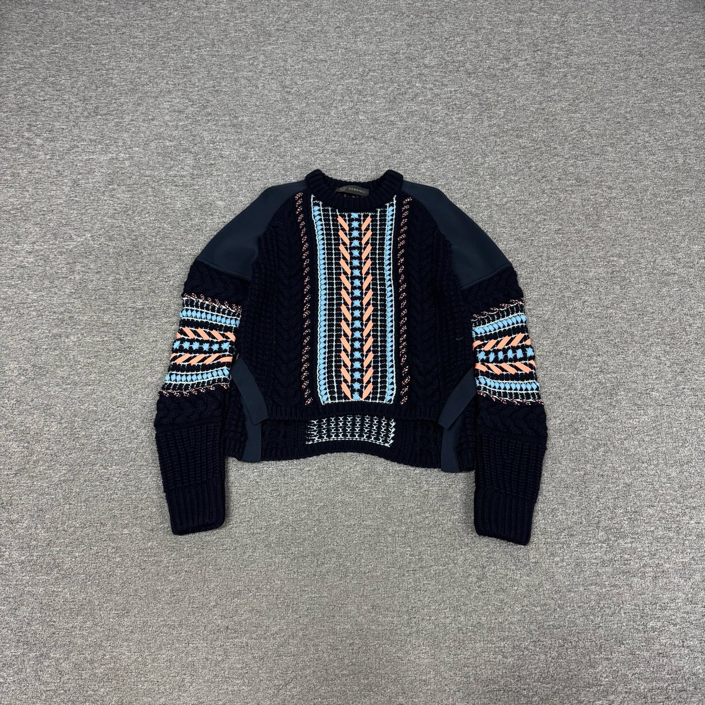 99新 AMIPARIS 范思哲主线 秀款 廓形粗花编织麻花 羊毛毛衣 40码