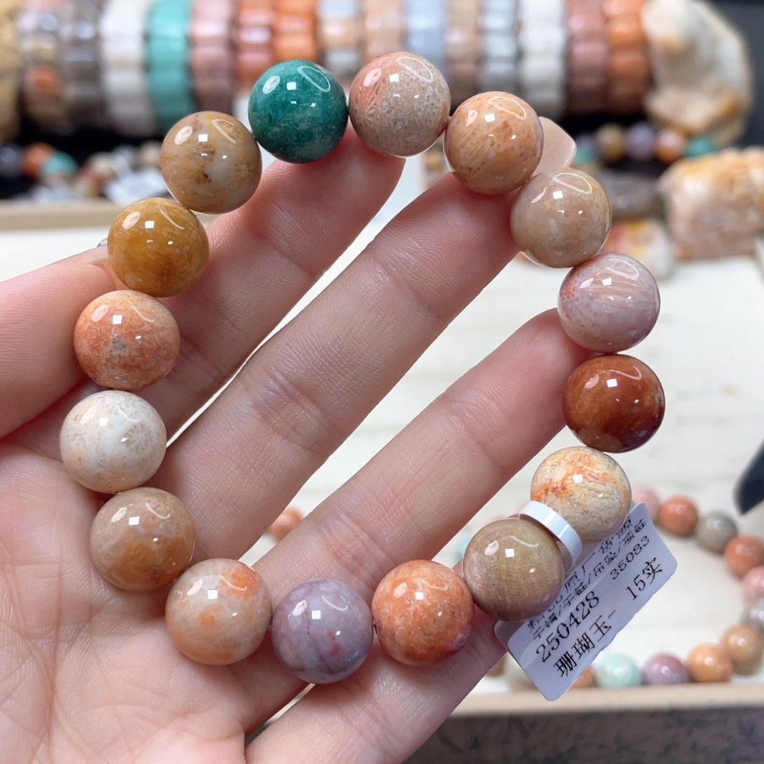 硅化珊瑚（珊瑚玉）手链未镶嵌鱼*153