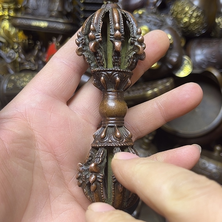 诚信经营精美铜器