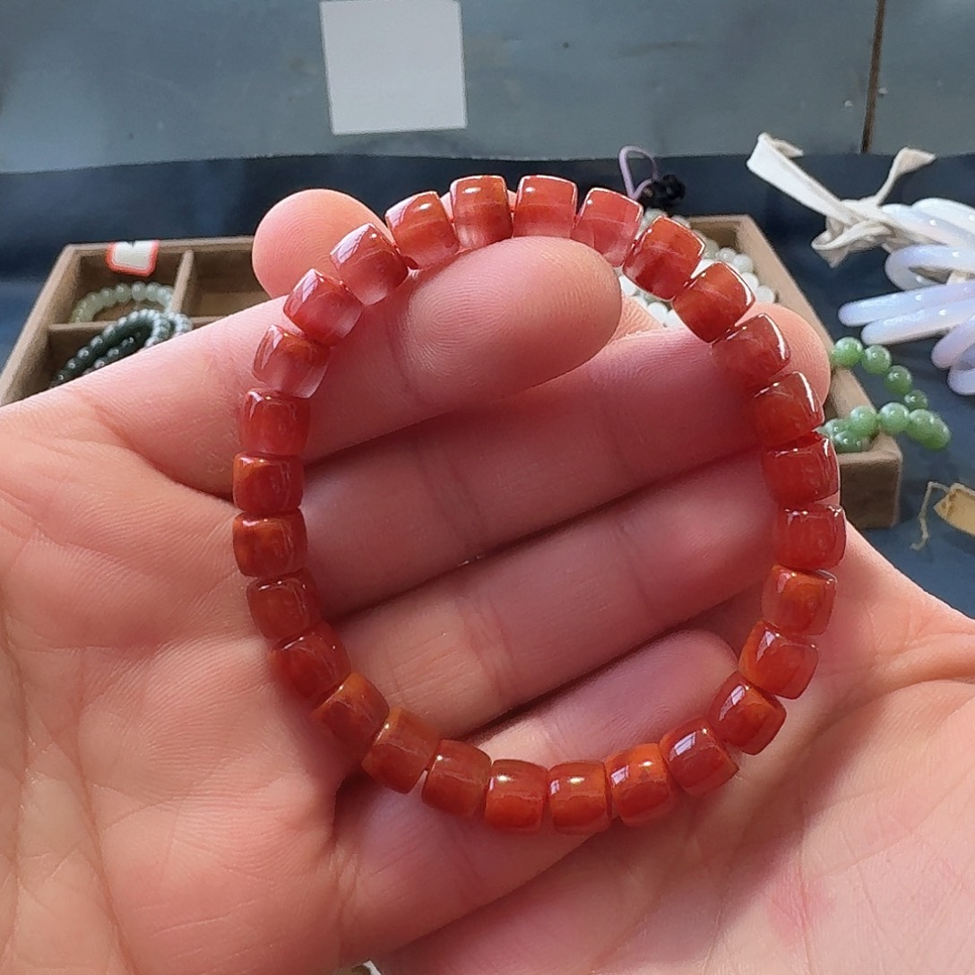 南红玛瑙手链未镶嵌