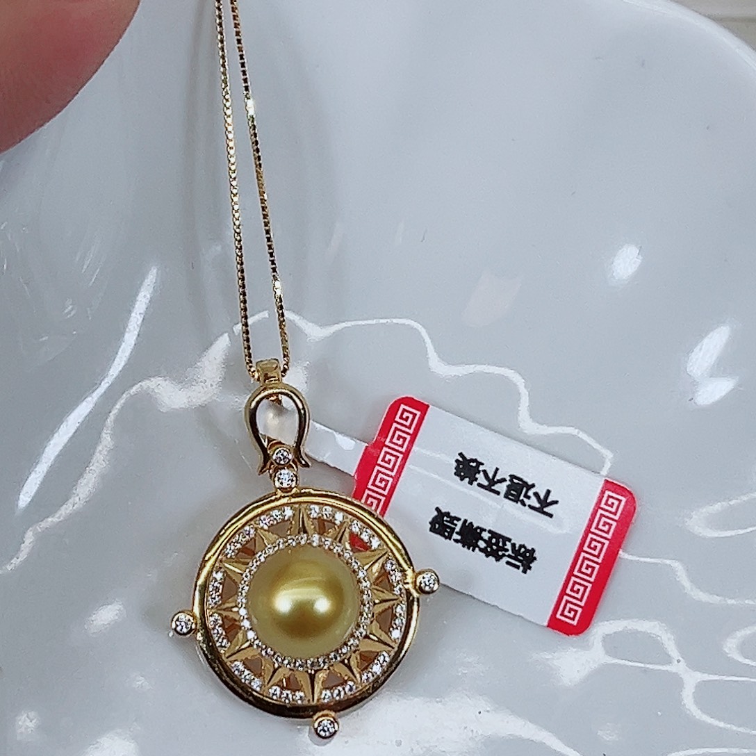 和***步银S925镶嵌颈饰海水珍珠