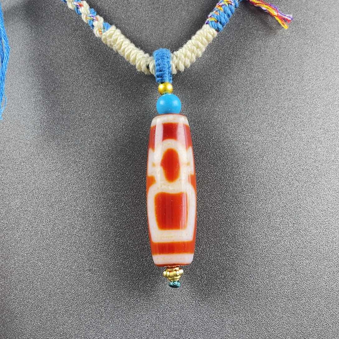 玛瑙/玉髓合金颈饰行运