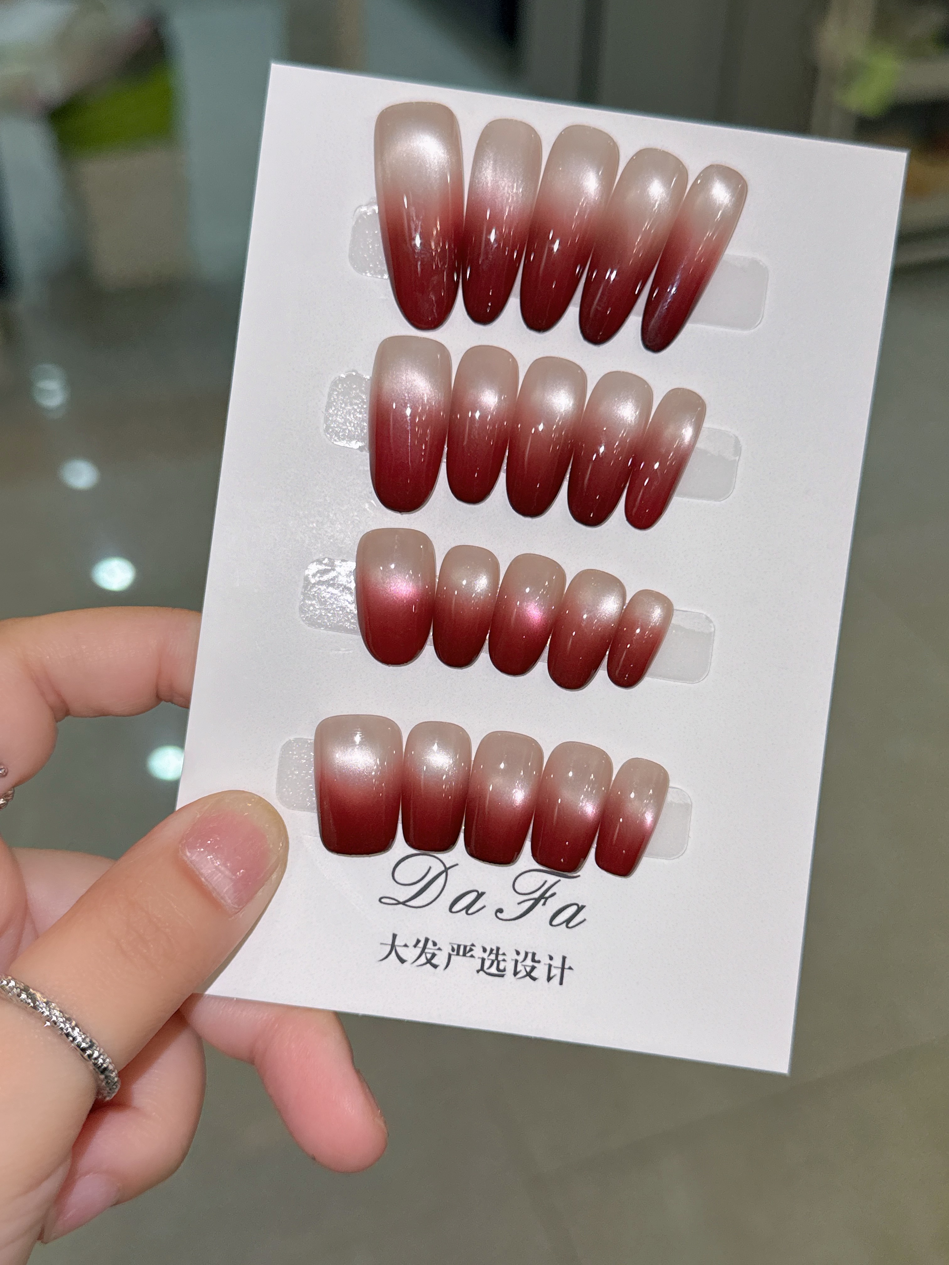 【红丝绒】——大发手工穿戴甲