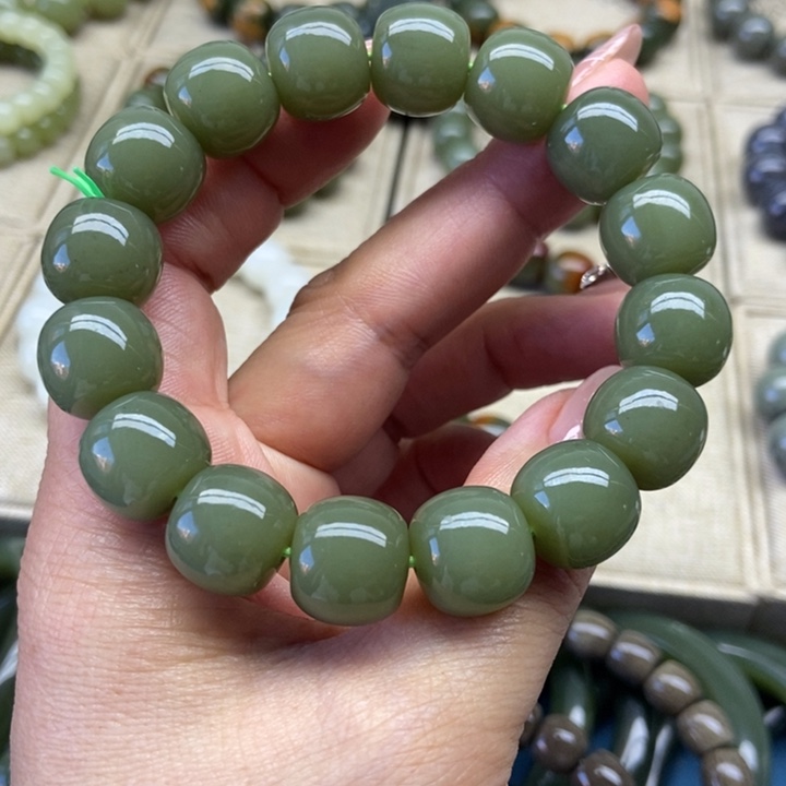 和田玉未镶嵌手链