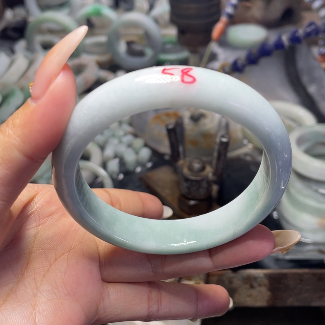 未镶嵌手镯翡翠58圈