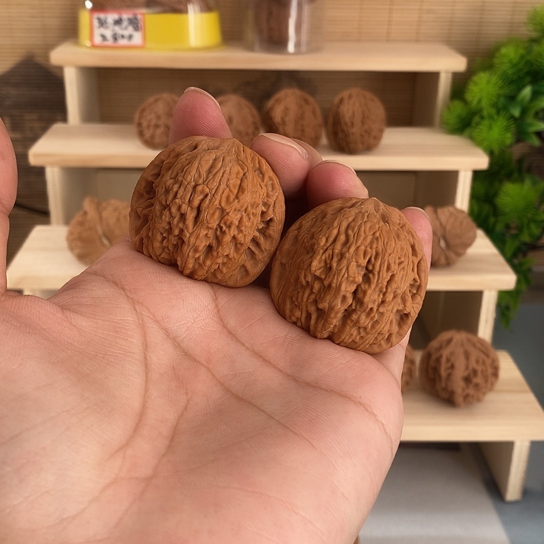 吊坠文玩核桃39+泥鳅背，全品