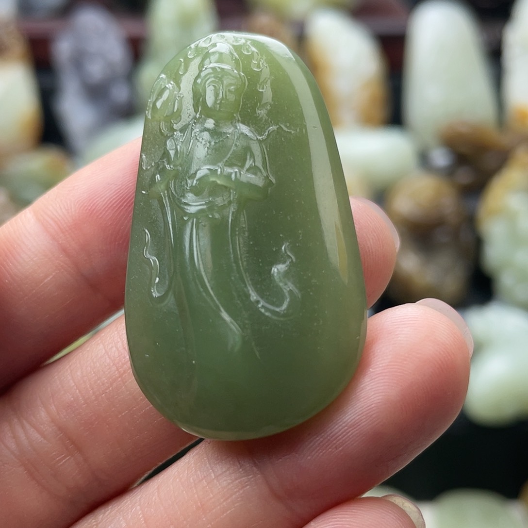 和田玉颈饰未镶嵌