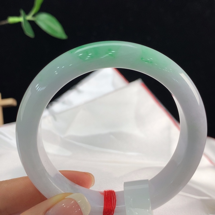 翡翠手镯未镶嵌111-8007