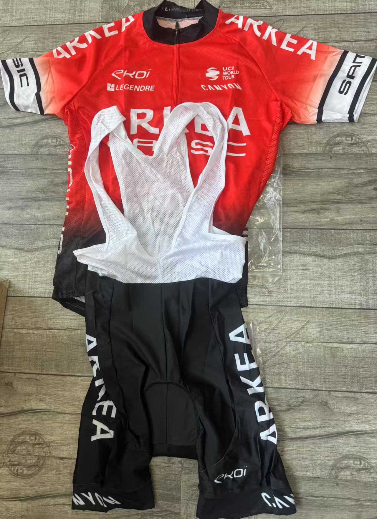 山地公路自行车骑行短袖套装不退换骑行头盔