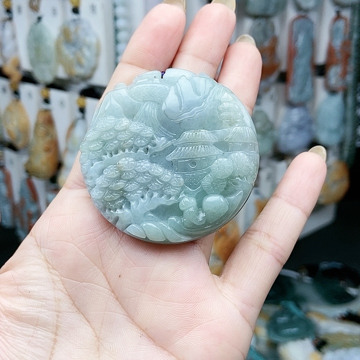 翡翠未镶嵌颈饰翡翠