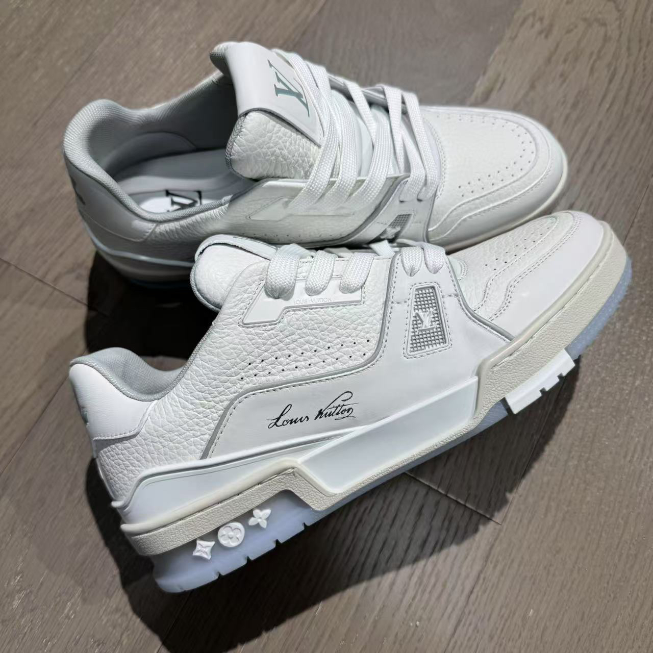 未使用 LouisVuitton/路易威登 白水泥trainer板鞋