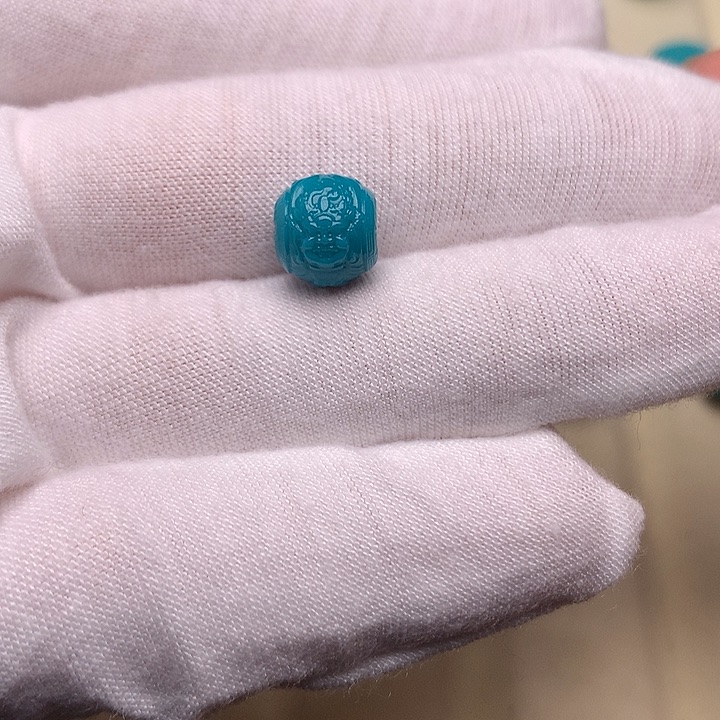 绿松石未镶嵌绿松石财神8.9