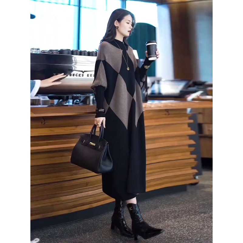 新款秋冬羊毛高端菱形格纹宽松大尺寸毛衣裙女士中长过膝针织连衣