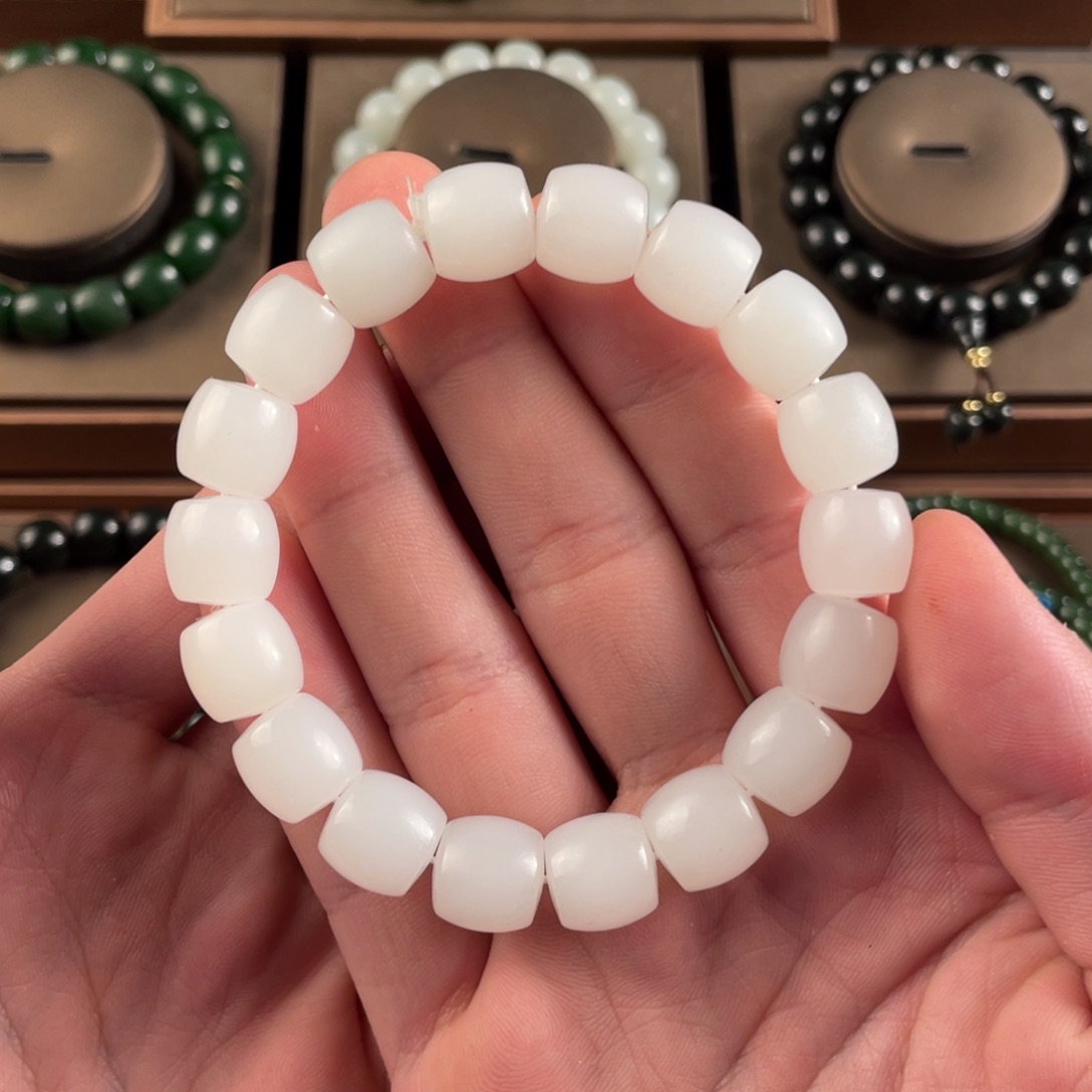 未镶嵌手串和田玉