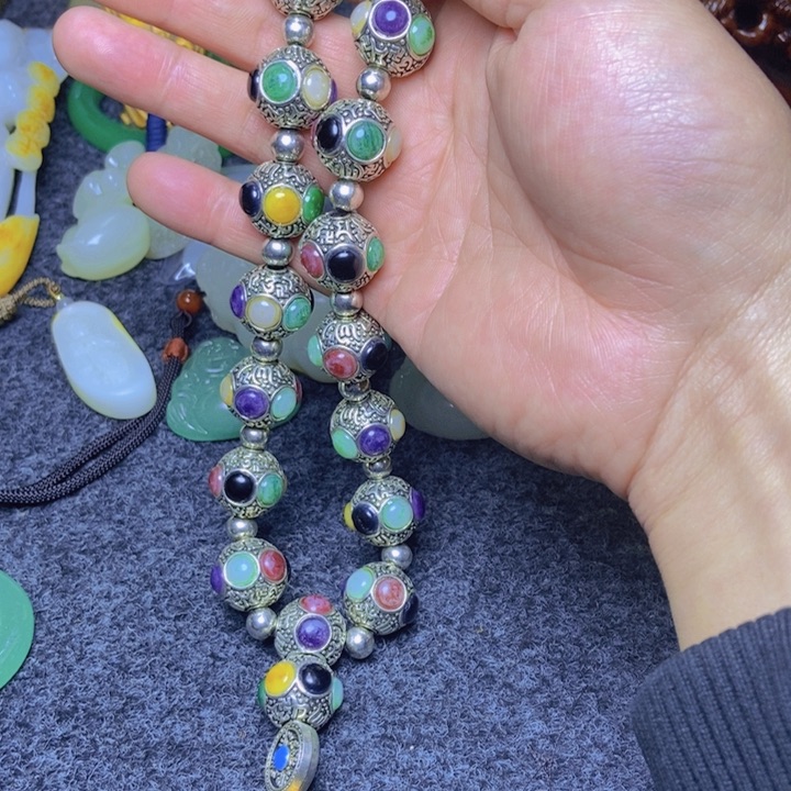 白玉菩提吊坠收藏