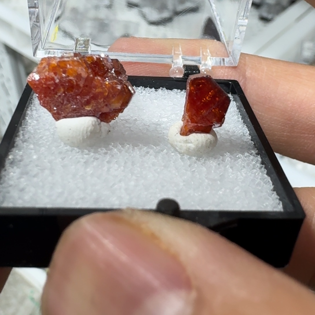 月下珠宝严选矿物