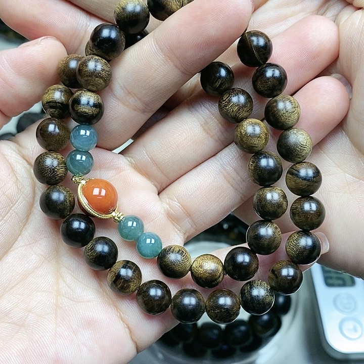 沉香手串千*?越南芽庄白奇楠沉水料樱子留疤玉化