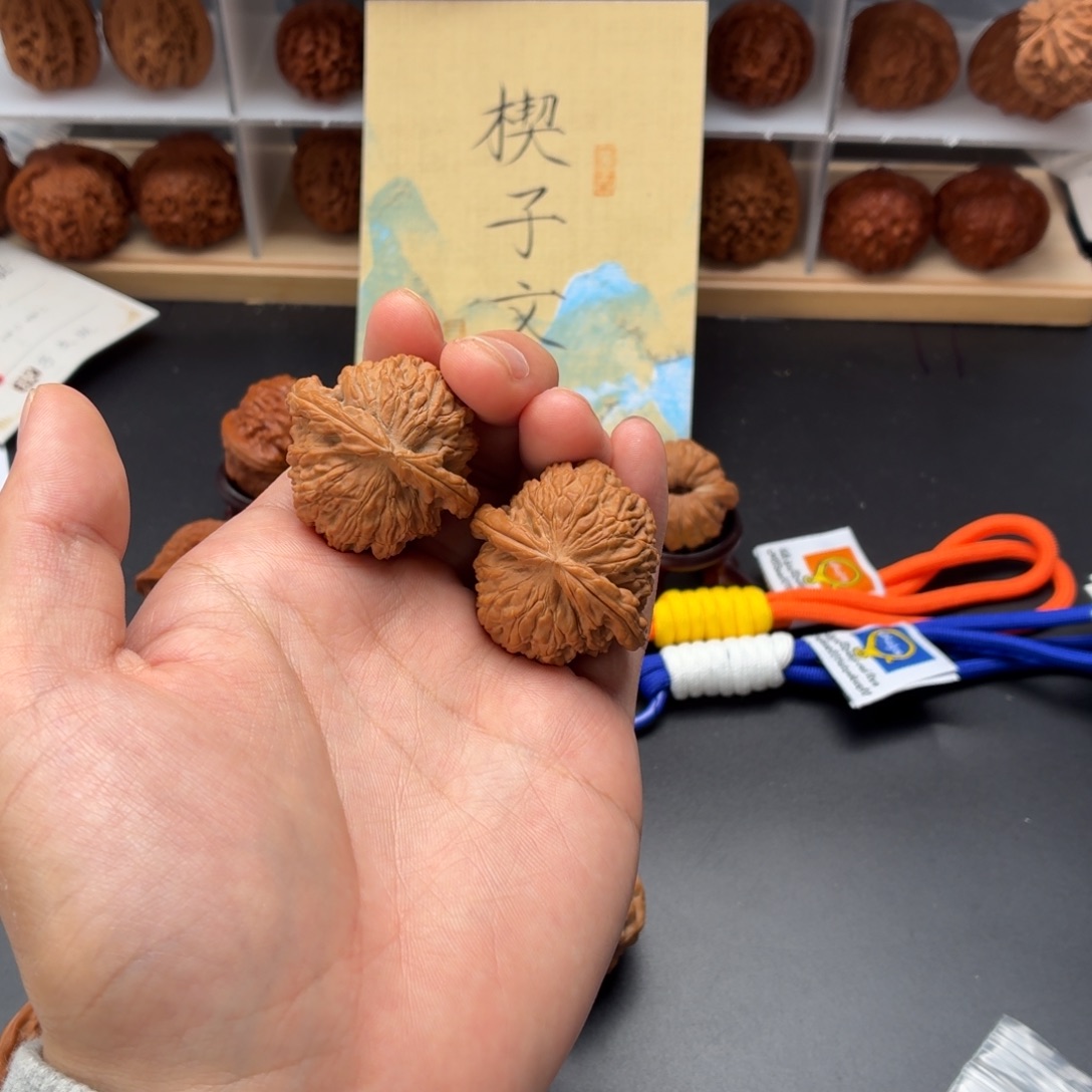 文玩核桃把件mini尺寸球白37