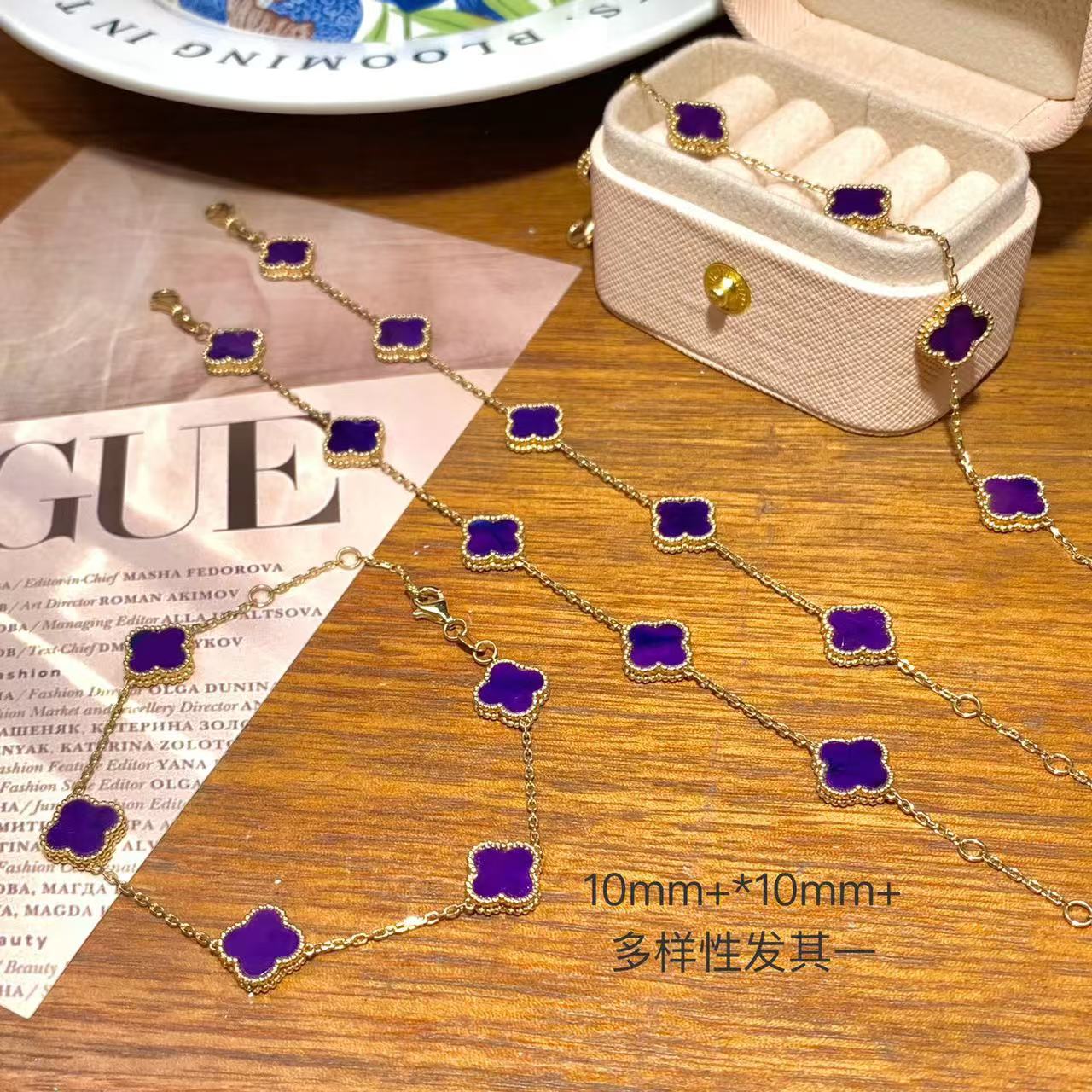 18K金镶舒俱来四叶草手链10mm*10mm/多样性发其一/P00228