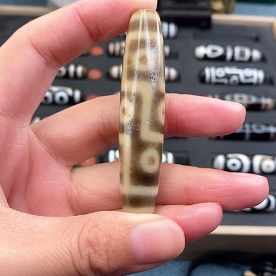 玛瑙吊坠未镶嵌衡**二