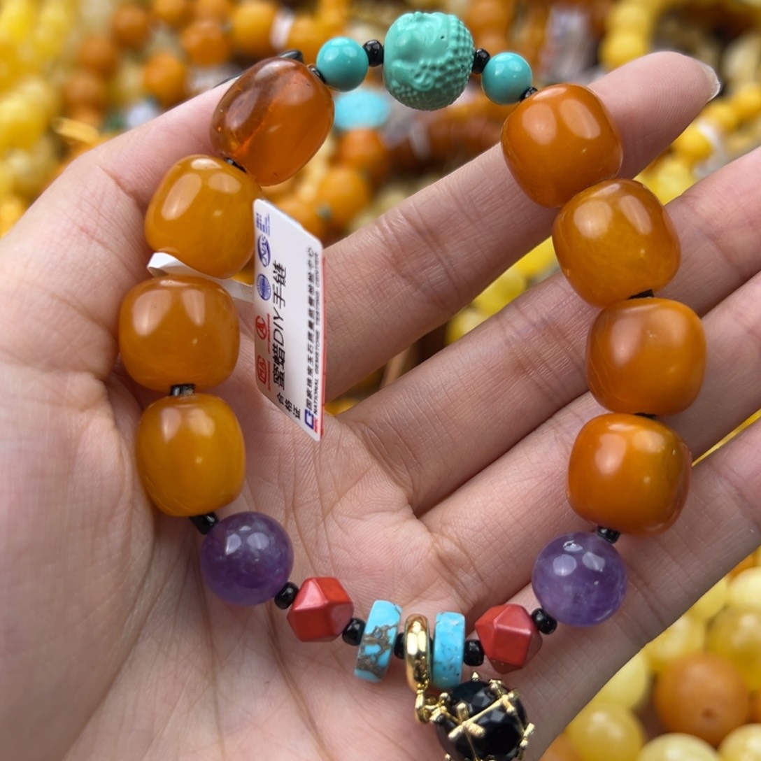 琥珀珠宝奇石未镶嵌