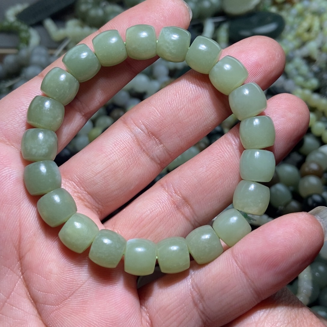 和田玉（糖玉）未镶嵌手链