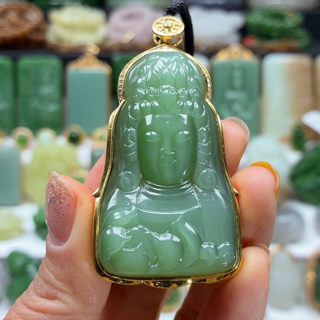 和田玉银S925镶嵌颈饰猫眼