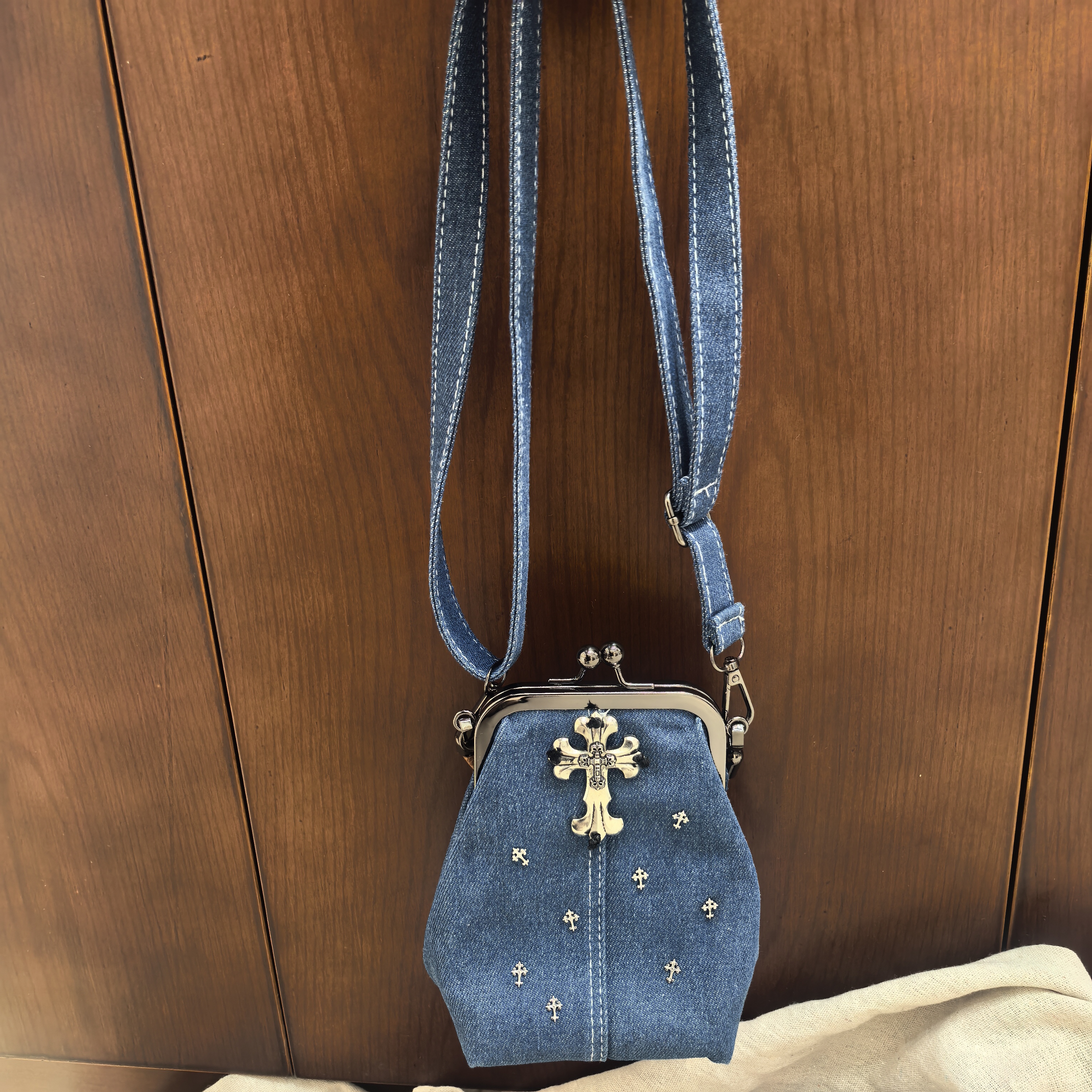 BB145蓝色牛仔克克斜挎手拎小包包
