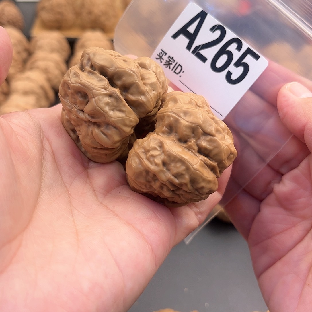 桃核把件唐***湖蛙蛙福利