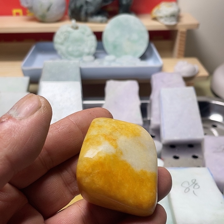 翡翠未镶嵌颈饰456789821