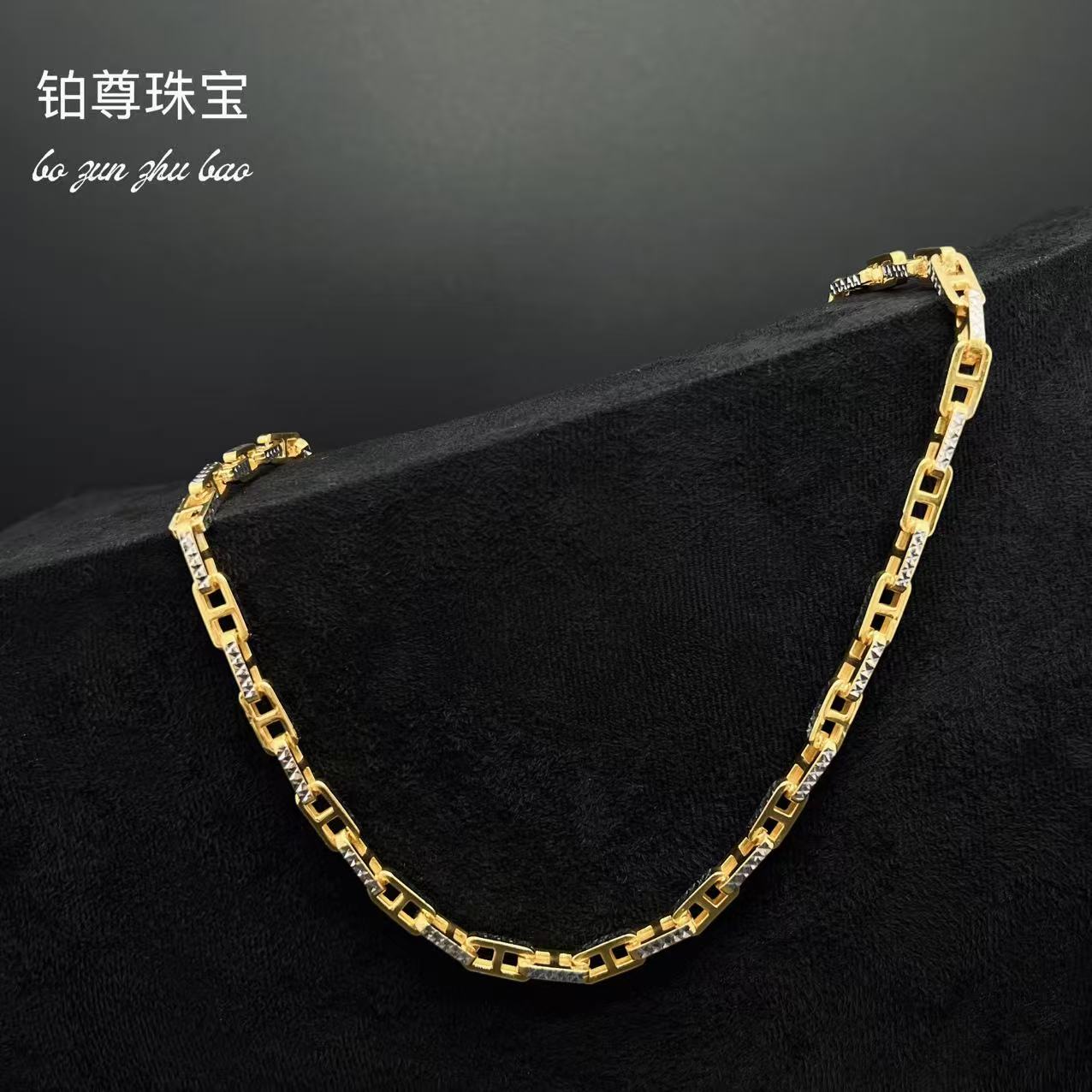 铂金pt950铂金黄车花日字项链