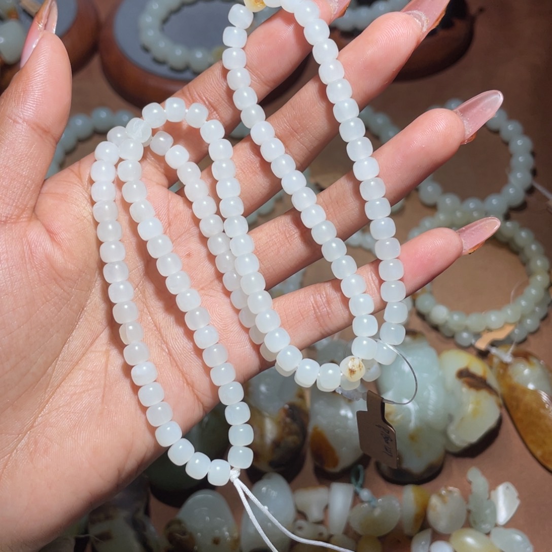 和田玉未镶嵌手链