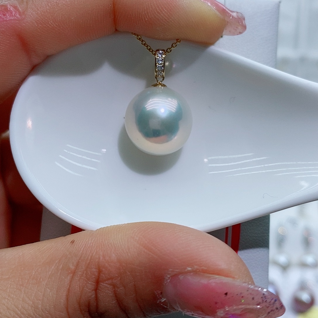 淡水珍珠吊坠(赠链)18K金镶嵌
