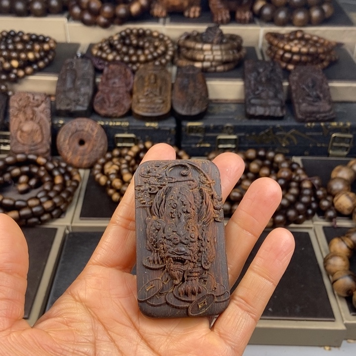 沉香木吊坠1****8越南芽庄白棋老料