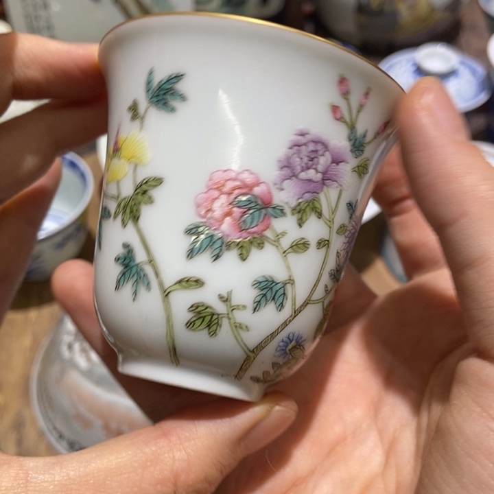 凤***灵陶瓷艺术品的制作