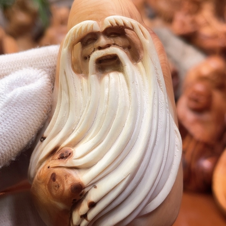 柏木（崖柏）Uhhhgggghjj