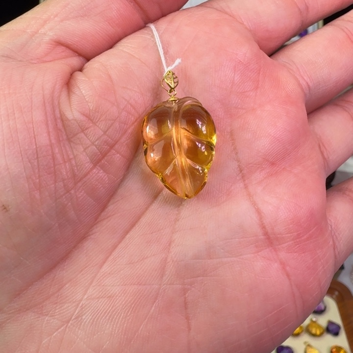 黄晶颈饰18K金镶嵌吊坠