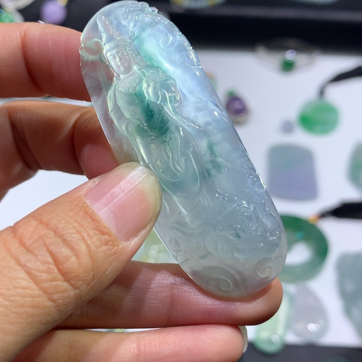 翡翠颈饰未镶嵌普贤