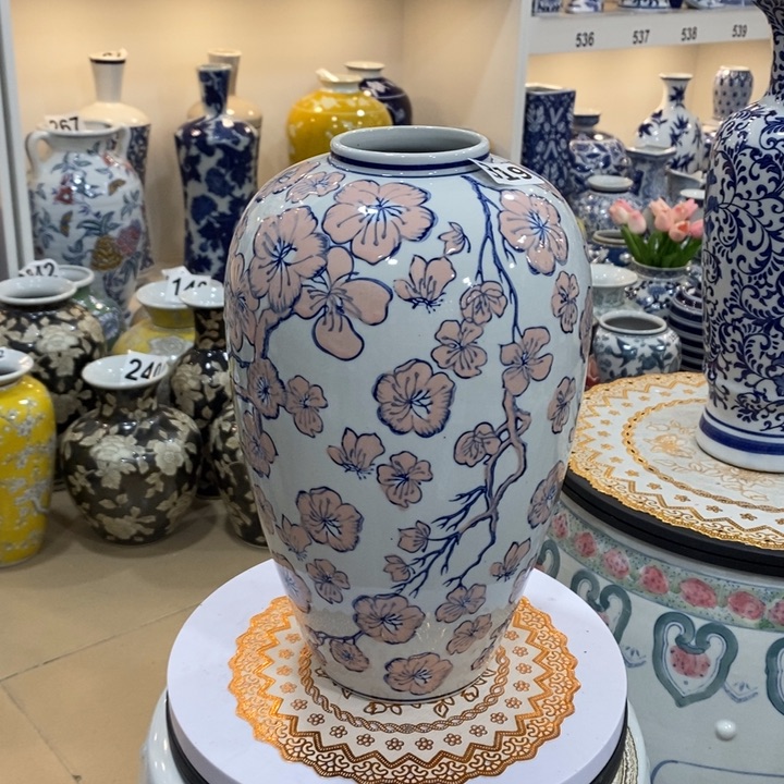 【闪购商品】摆件陶瓷花瓶摆件。。。