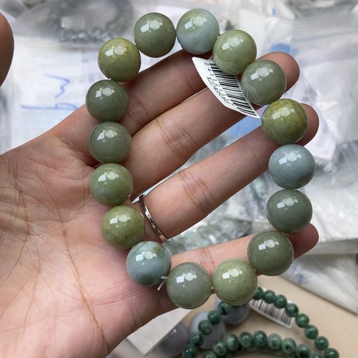 翡翠未镶嵌颈饰123