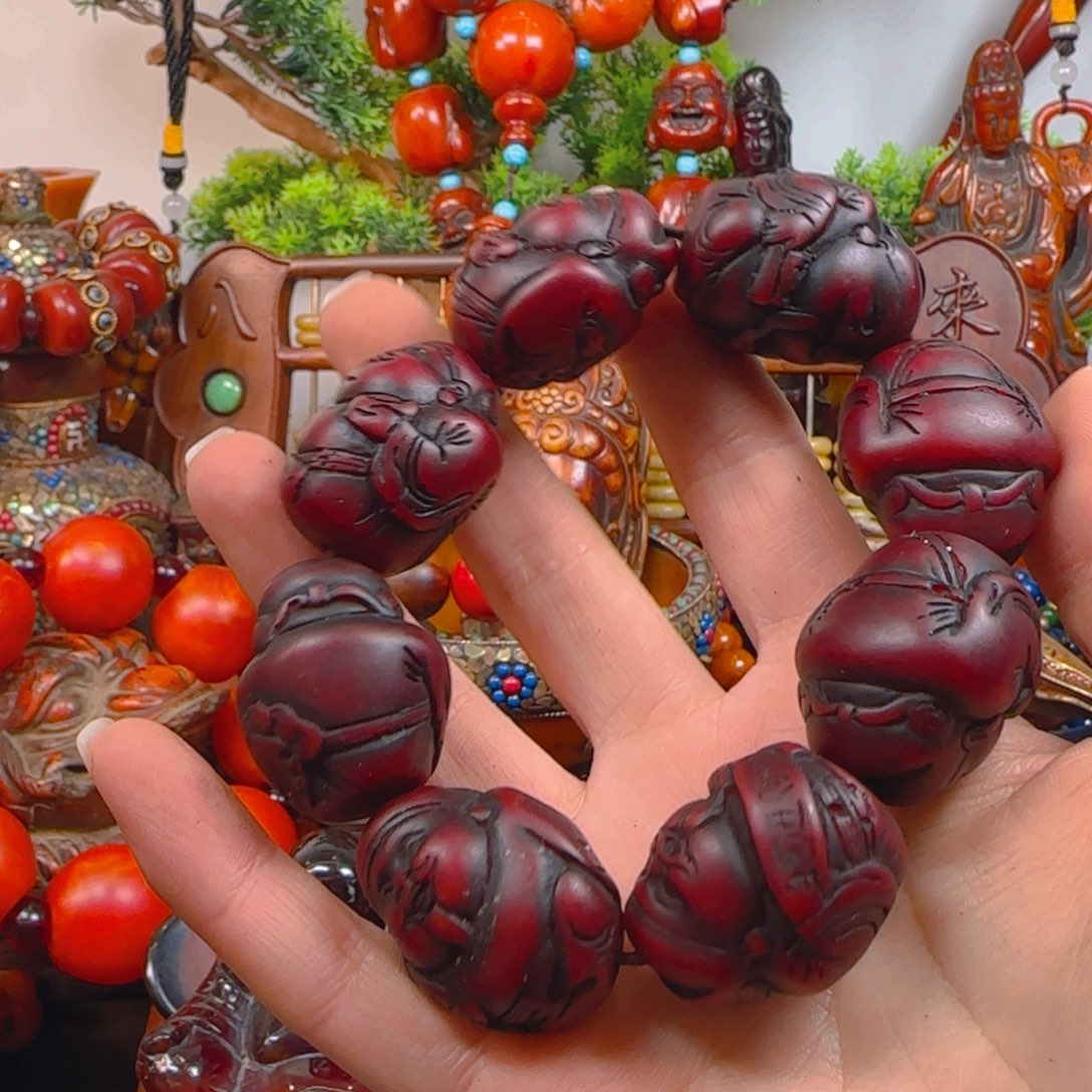 琥珀裸石未镶嵌手串