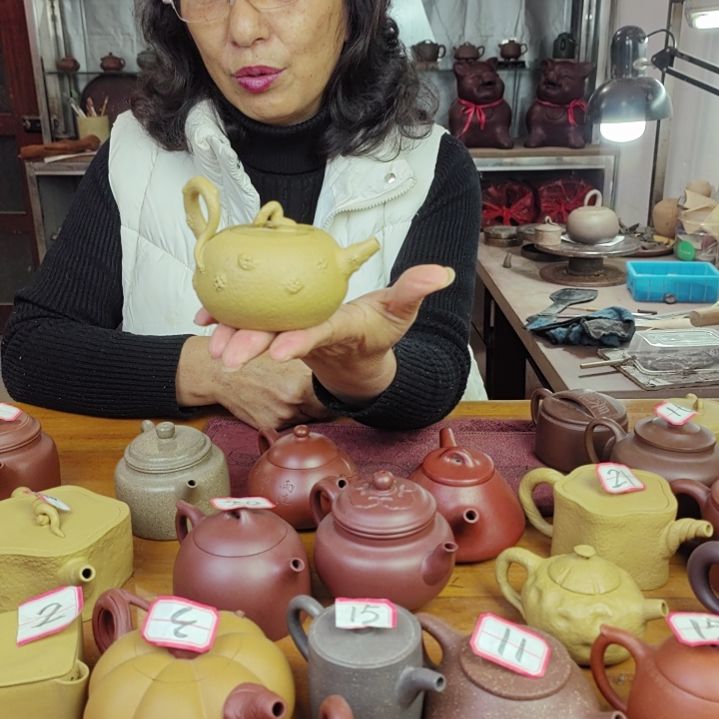 紫砂茶壶宜兴紫砂壶精工制作