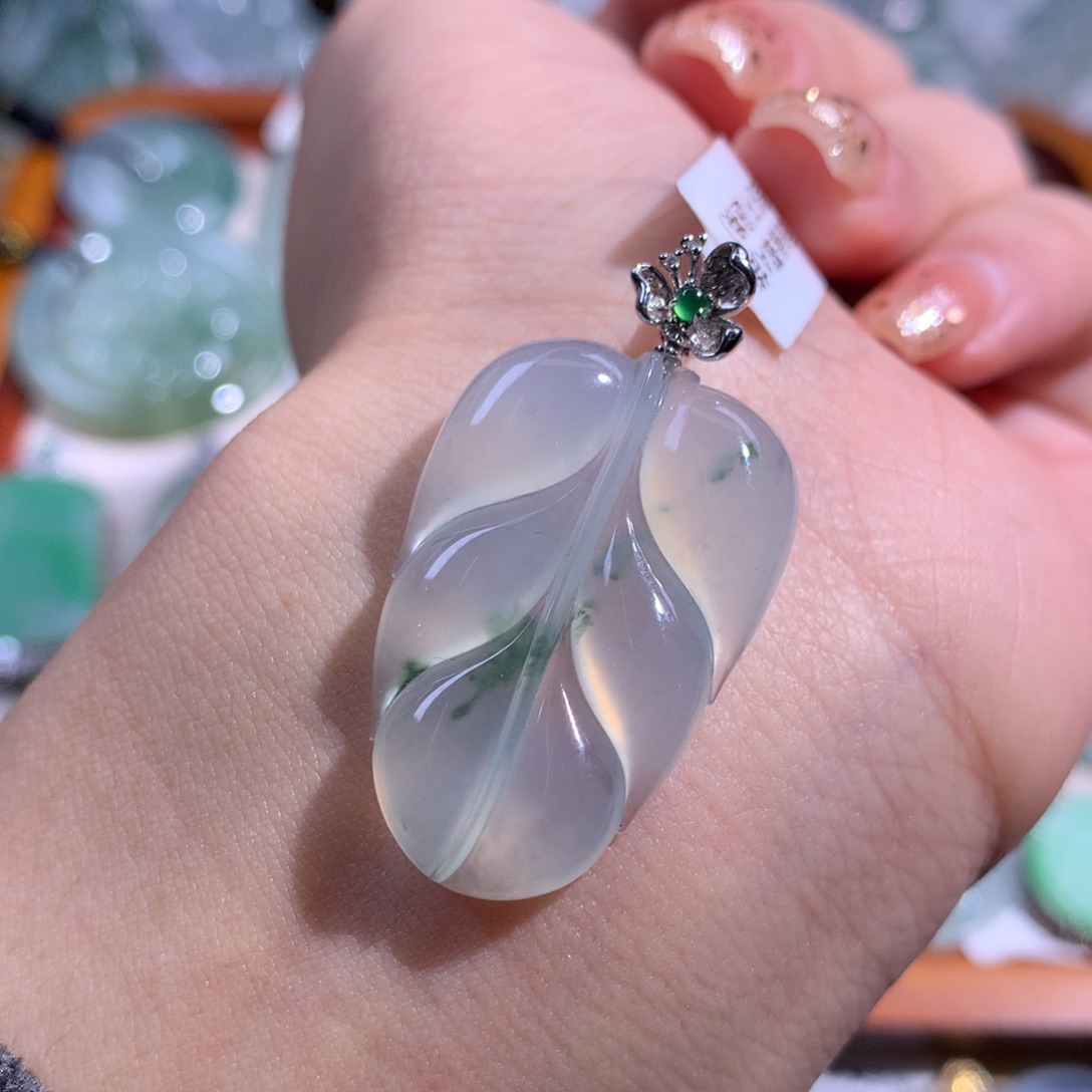 翡翠吊坠(不含链)未镶嵌冰飘花叶子