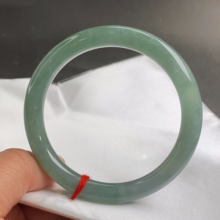 翡翠手镯未镶嵌57.2圈