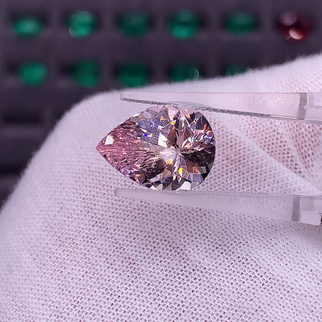 绿柱石（摩根石）裸石9888998556655