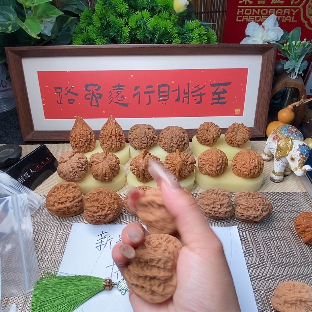 一***剑文玩核桃把件望月……926