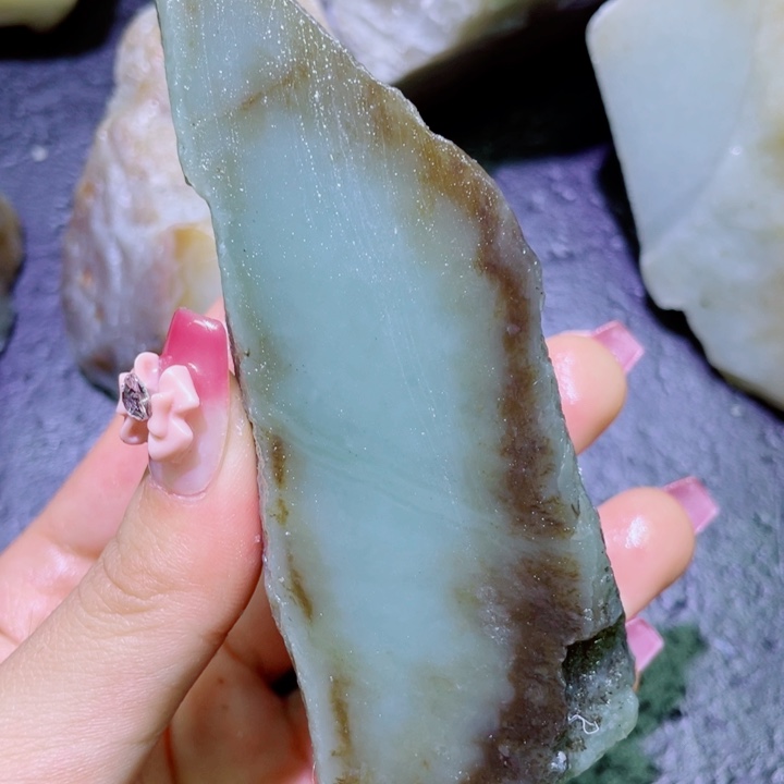 和田玉未镶嵌珠宝半成品